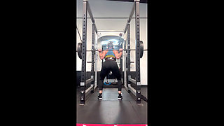 Saturday Squats with Simone Steele