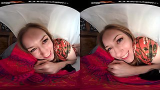 In Bed With Lindsey Love - Incredible Babe Virtual Girlfriend Experience Hardcore Pov