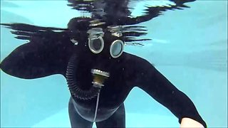 underwater in gas mask