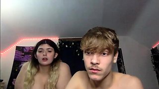 Amateur Big Boobs jerks Big Dick