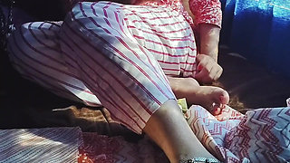 College Ki Ladki Ne Ek Ladke Se Chudai Chalti Bus Me