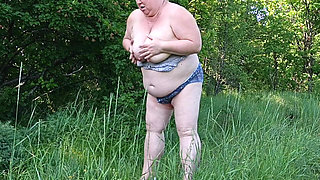A Friend Undressed in the Park and Staged a Pissing