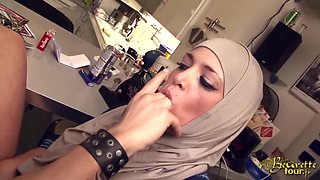 Salima Akim hot arab MILF porn video