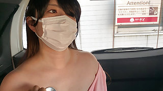 In-car examination of a perverted bush doctor who loves boobs