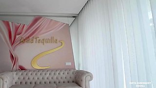 Blonde tight pussy babe solo toy fun in glamour masturbation