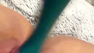 My first squirt - slow, real & unstoppable?