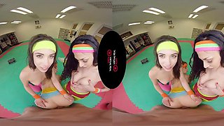 Yoga fun: Babe, Latina  Vr VR Porn