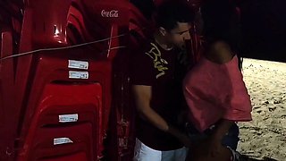 Exibicionista lady loves fellatios while being filmed -