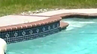 Cleo Flashing the Gardener