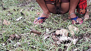 Desi Bhabhi outdoor