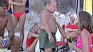 She Give a Nice Suck a Big Cock of His Friend While They Are in the Beach