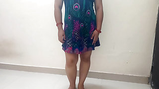 Dolly bhabhi  in western look doing a cam show for her client.