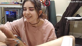 Perverted hussy thrilling handjob and blowjob clip