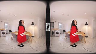 Served Up featuring Ella Jay - ZexyVR