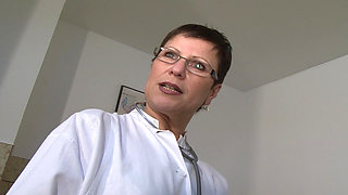 Slutty German mature bitch plays with herself in hot solo action