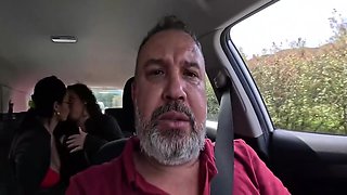 Passeio Nas Montanhas Em Termas Da Colina Acaba Em Putaria No Carro With Bia Andrade, Maya Hyuga And Binho Ted