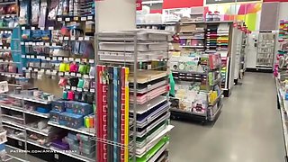 Amwednesday - Chains In Shop
