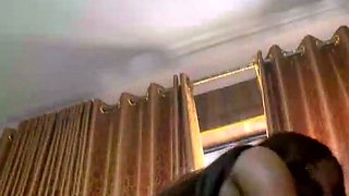 Webcam beauty and her toys have solo sex