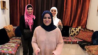 Homemade teen sex Hot arab women try foursome