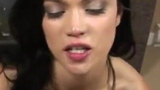 Sexy Latina Is Craving for Cum