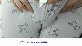 Turkish Camel Toe Masturbation
