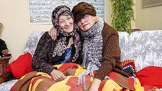 Old sex with extravagant Irmchen from OmaHotel