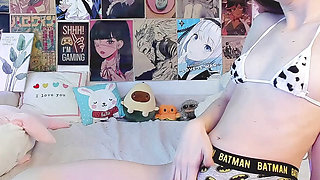 rubbing my pussy on the pillow