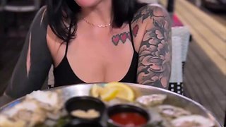 Sweet But Not Innocent Babe Magnumb Blows After Date