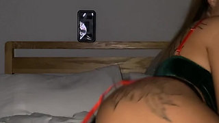 Scottish tattooed emo  squirming with every thrust of her fingers
