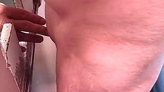 Wife loves glory hole