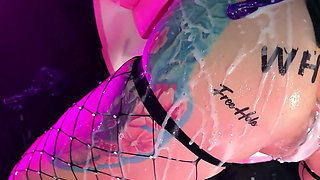 Bukkake & Anal Fisting for a Cyberpunk Slut