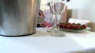 Presidential Sabotage With Randi Wright, Keiran Lee - Brazzers