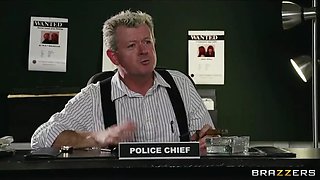 Hardcore rough cop bribes her victim with pussy