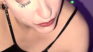 My Sister-in-law Comes Into My Room so I Can Fuck Her in the Ass