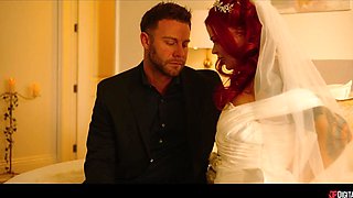 Sinatra Monroe's Wild Passion in a Wedding Scene