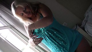 Chubby milf strip show her big boobs webcam
