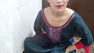 Chachi Ko Maine Jabar Dasti Ghar Me Choda