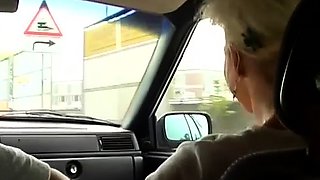 germa milf picked up for car sex