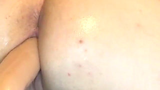 Curvy Slut Gets Fucked with a Sex Machine While Smoking