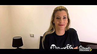 Amateur couple - Shona River me tells me about her practices and completes up fingering  benefit monkey