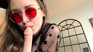 Masturbating piss fetish babe riding toys