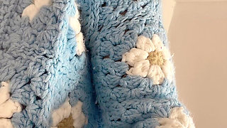 Pissing Pussy by College Girl Hana Chan She Doing House Work Then Go to Piss