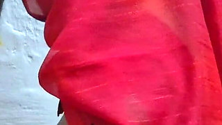 Red Saree Sister in Law Fuck by Brother in Law
