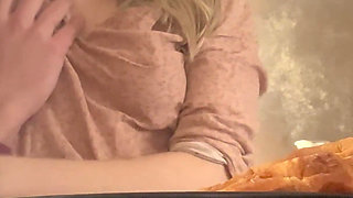 Eating Her Pussy for Breakfast, Yum!