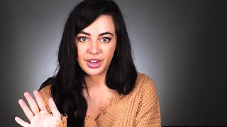 Hottie big bootie mom loves masturbation