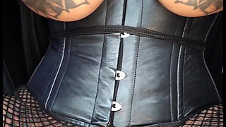 Kinky Slut Queen Dark Goddess Fuck & Squirt Giant Ticky Niki 8xl