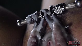 Hardcore Waxplay in Her Body and Pussy