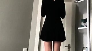 Maid Skipped Panties for Work, Got Fucked - Amateur Blowjob