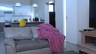 Step Daughter Tricks Step Dad with Sex Doll Swap in VR 69 Creampie Fuck