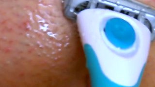 Emily Addison - Shower and a Shave 4K